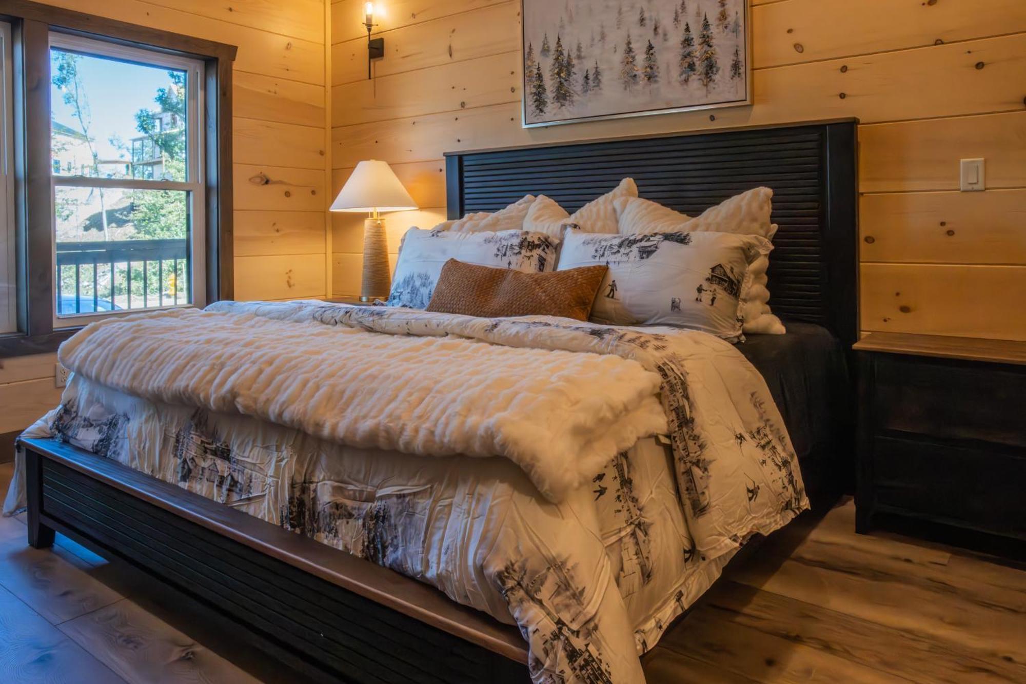Luxury 12-Bedroom Cabin With Indoor Pool, Hot Tub & Movie Theater, Sleeps 36 Sevierville Exterior foto